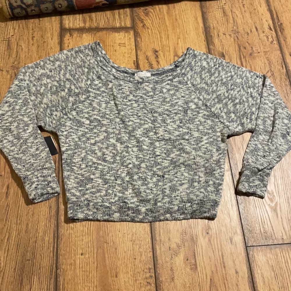 dELiA*s Sweater Size Small